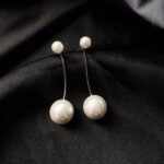 AWJ-157 Elegant Pearl Hanging Korean Earrings - Image 3