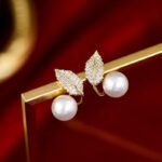 Beautiful Korean Leaf Pearl Earings
