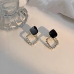 Zircon Korean Black Shiny Earing - Image 2